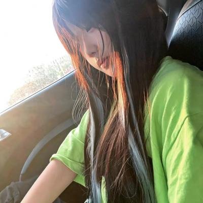 送报女孩